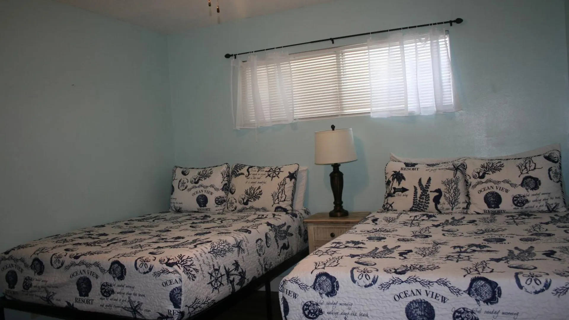 Apartment Coastal Hideaway-Pet Friendly-Pool-Tennis-Near Shops! Destin